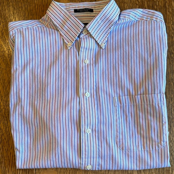 3/$15 CHAPS MENS DRESS SHIRT WHITE w/BLUE/RED STRIPES WRINKLE FREE 17-1/2x36/37 - Picture 2 of 9